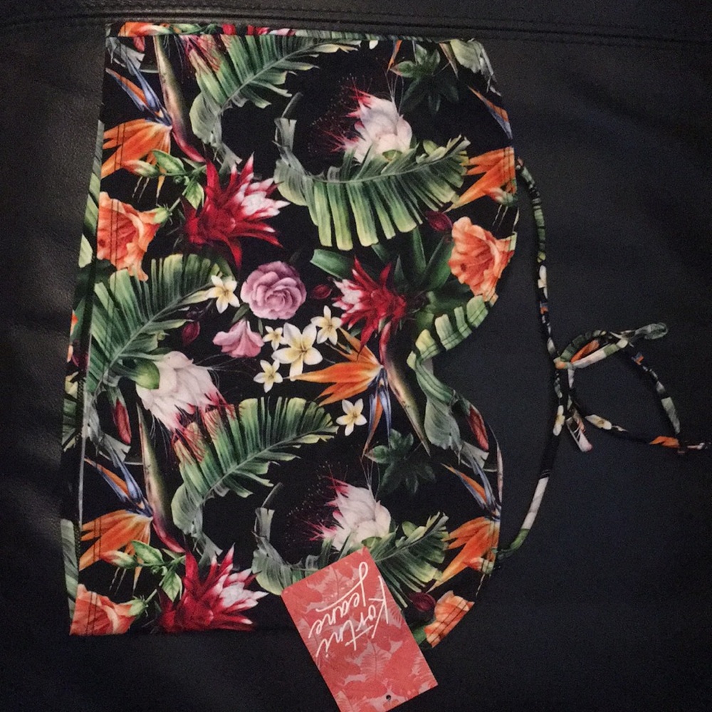 nwt XL encore black floral sweetheart